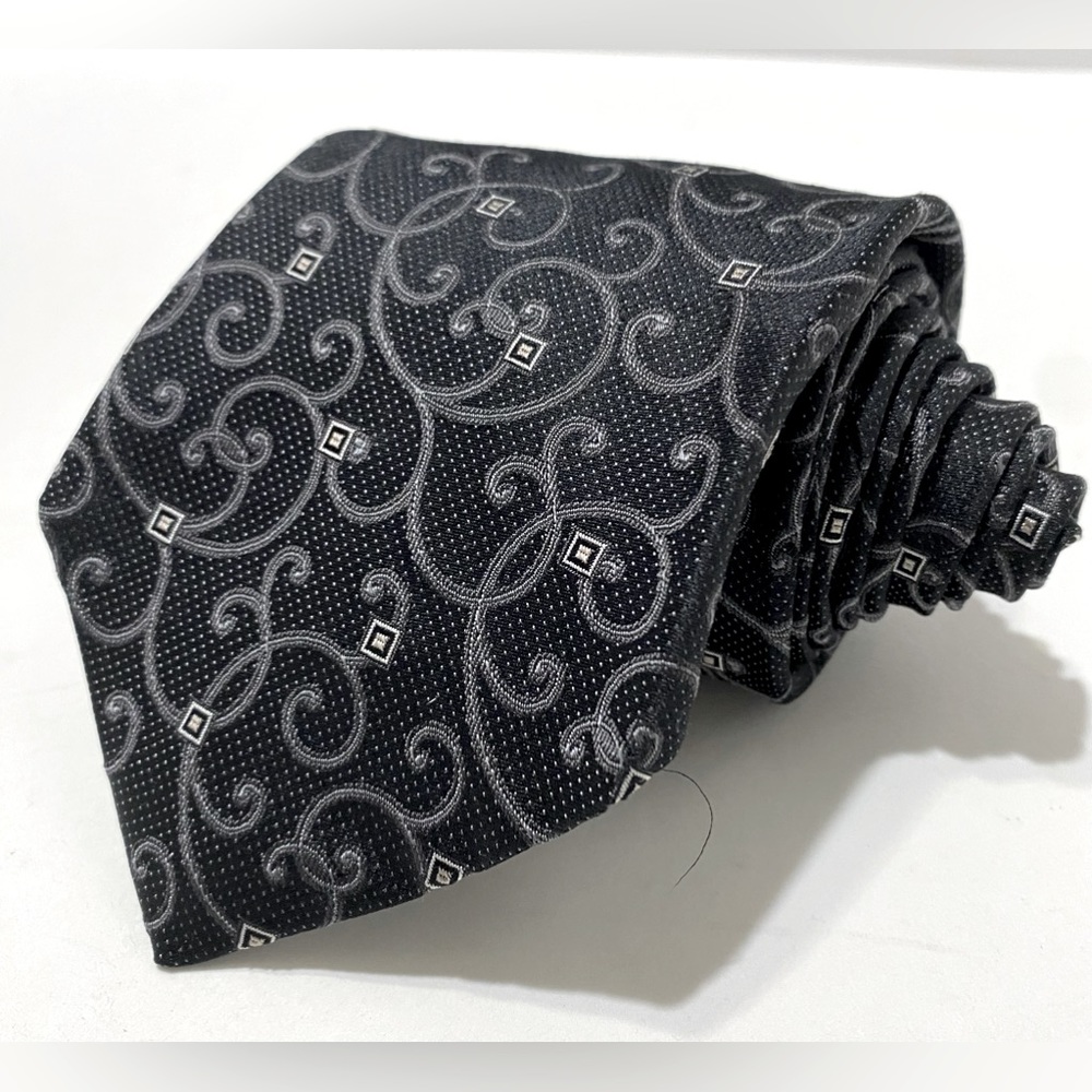 DKNY Donna Karan 100% Silk Neck Tie Black Gray Grey Scrolls